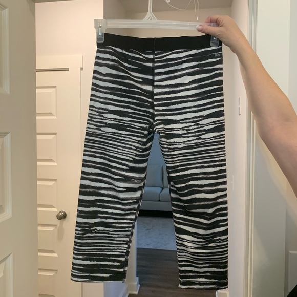 Exercise pants - Picture 2 of 3